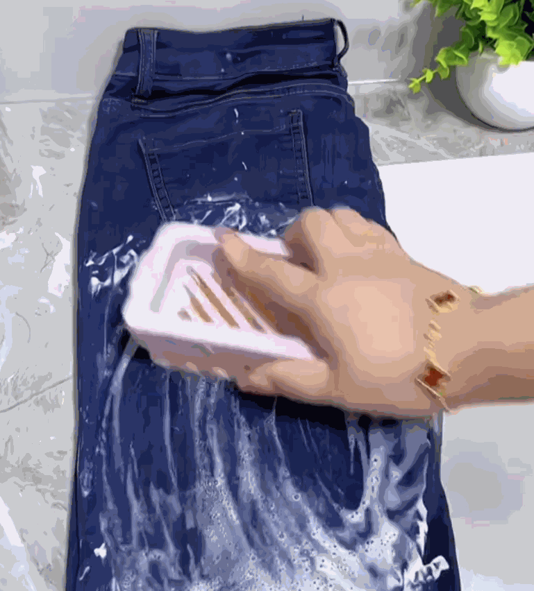 1753347506870032.gif